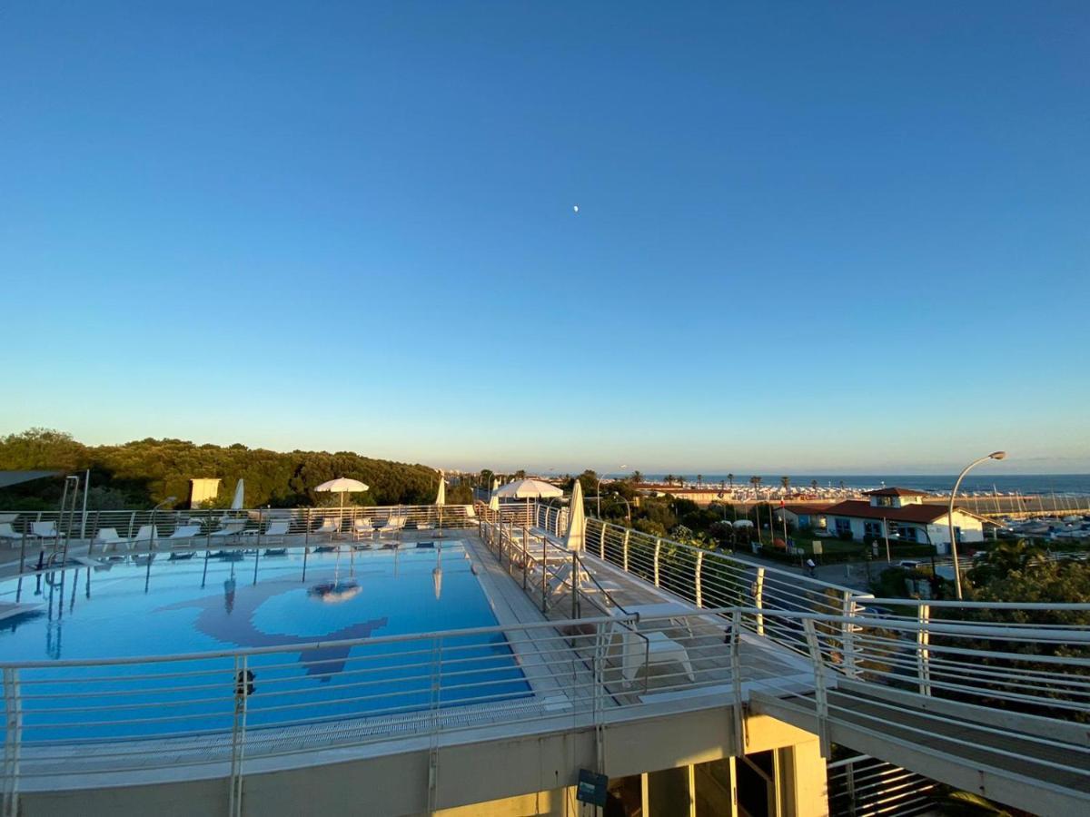 Hotel Joseph Marina di Pietrasanta Buitenkant foto