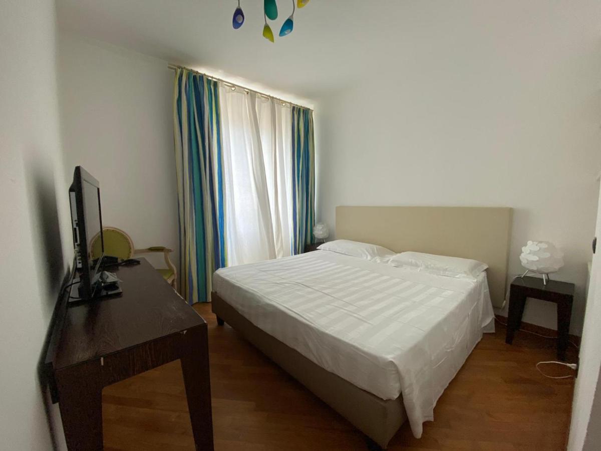 Hotel Joseph Marina di Pietrasanta Buitenkant foto