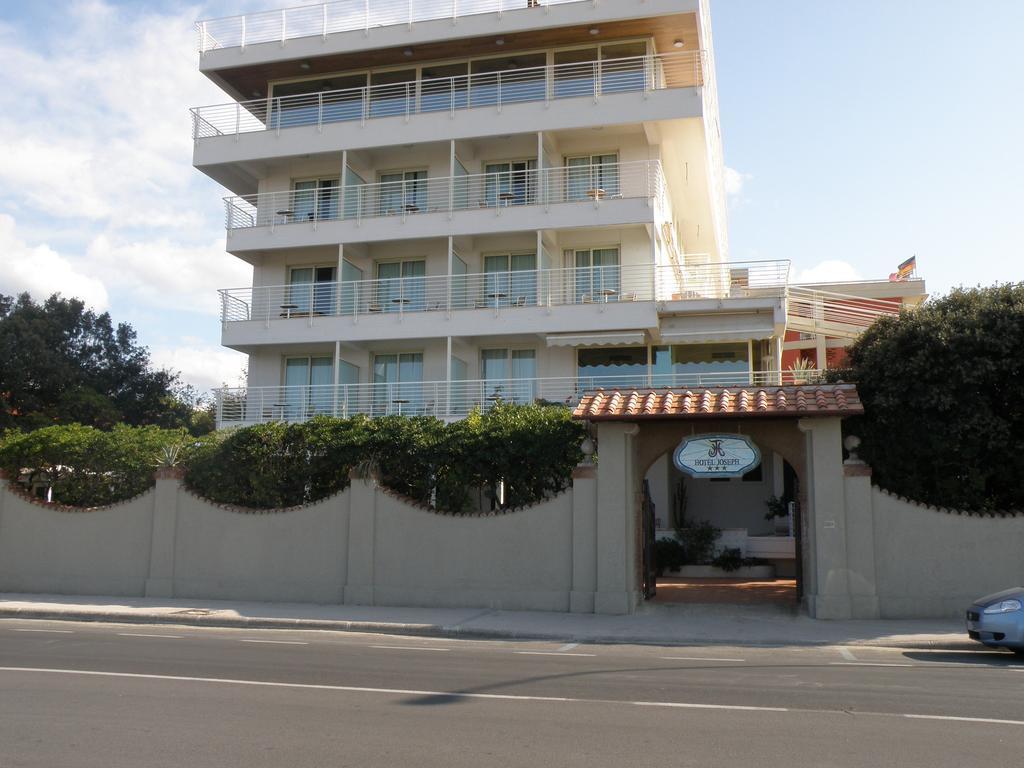 Hotel Joseph Marina di Pietrasanta Buitenkant foto