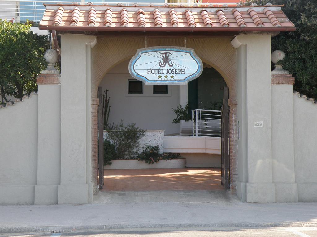 Hotel Joseph Marina di Pietrasanta Buitenkant foto