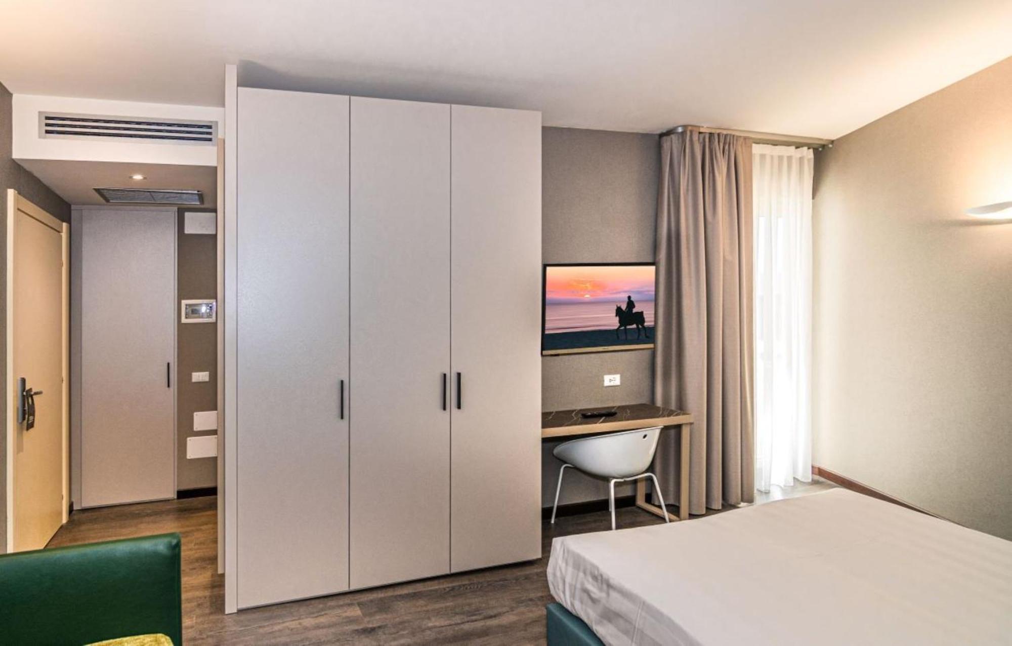 Hotel Joseph Marina di Pietrasanta Buitenkant foto