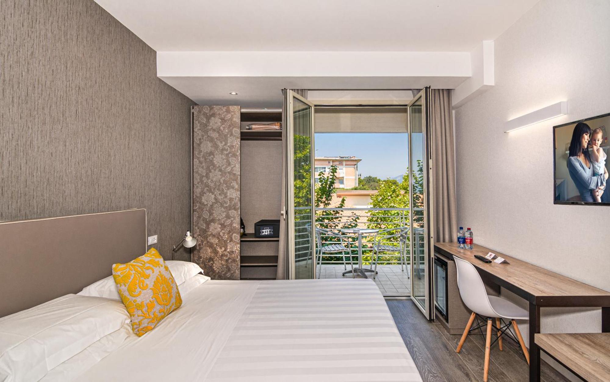 Hotel Joseph Marina di Pietrasanta Buitenkant foto